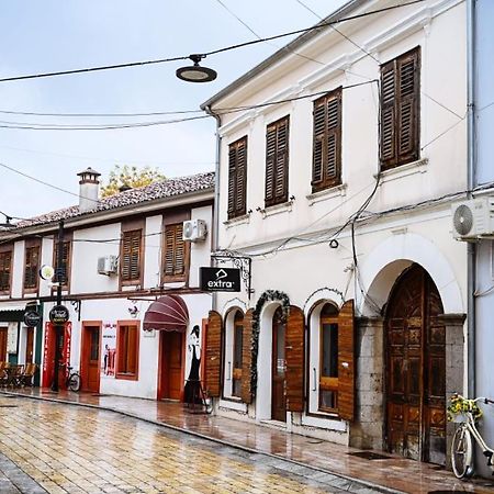 Mon Ami Boutique Hotel Shkodër Extérieur photo